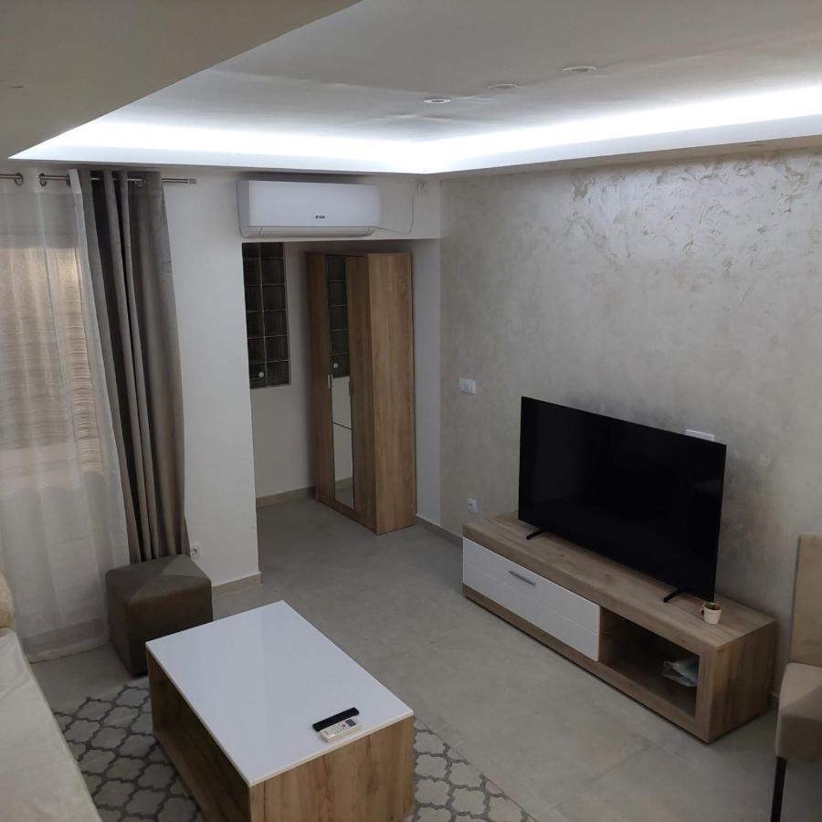 Apartman Lux Jelena Surcin Екстер'єр фото