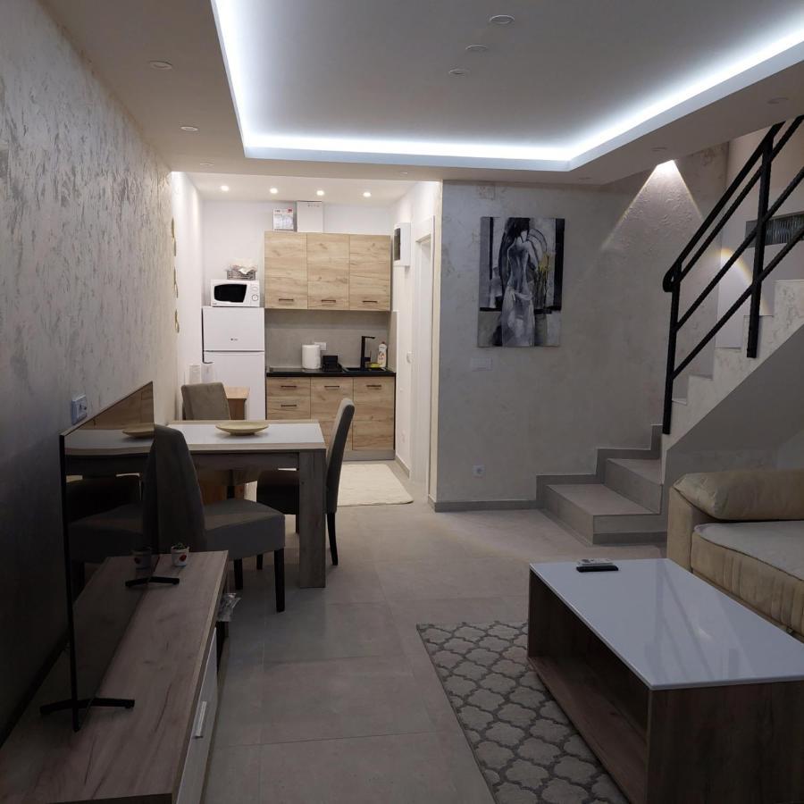 Apartman Lux Jelena Surcin Екстер'єр фото
